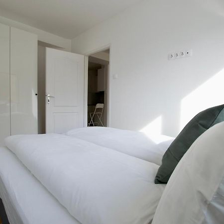 Standard Apartment By Hi5 - Dessewffy 37 Suites Budapest Luaran gambar