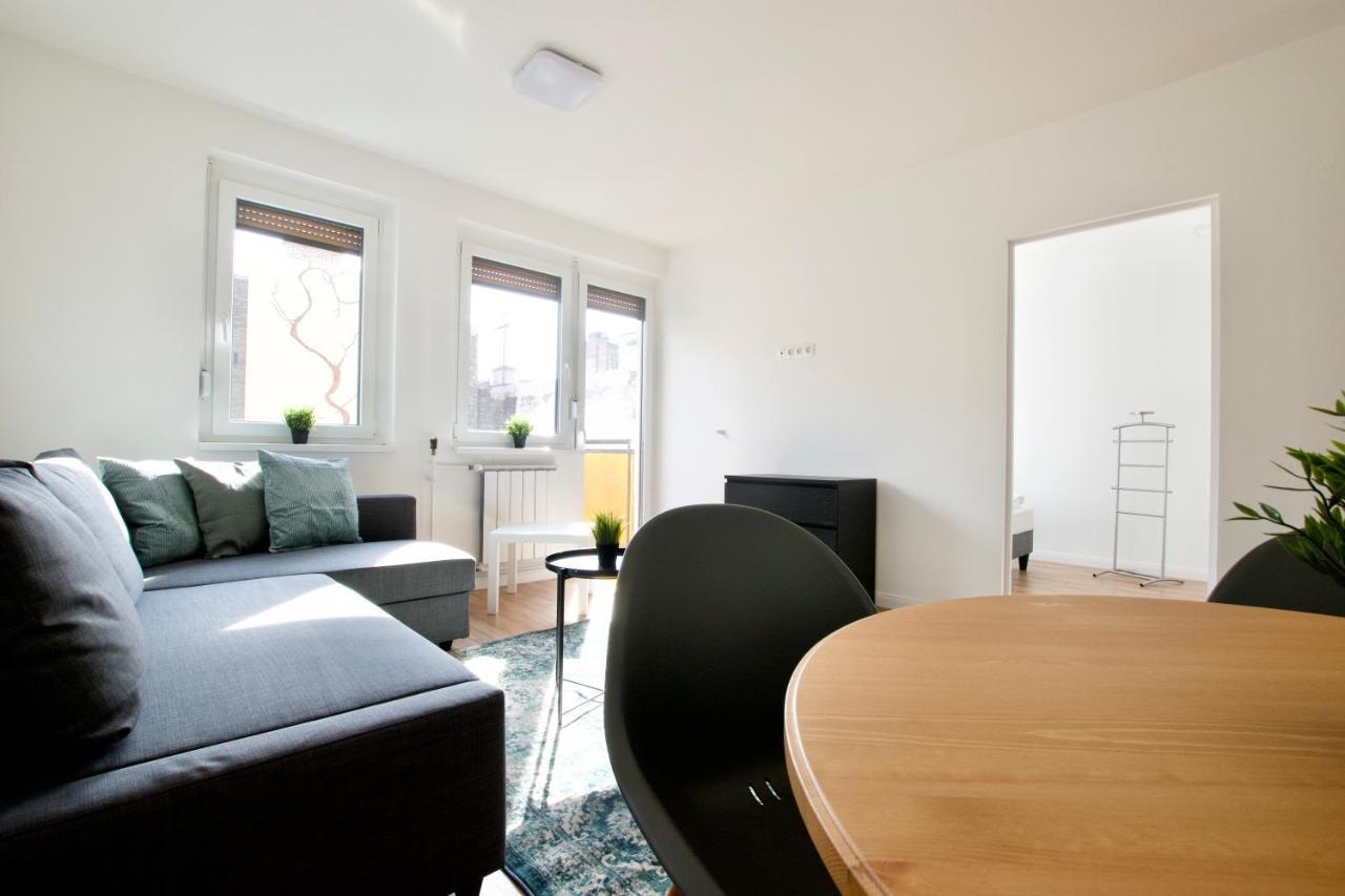 Standard Apartment By Hi5 - Dessewffy 37 Suites Budapest Luaran gambar
