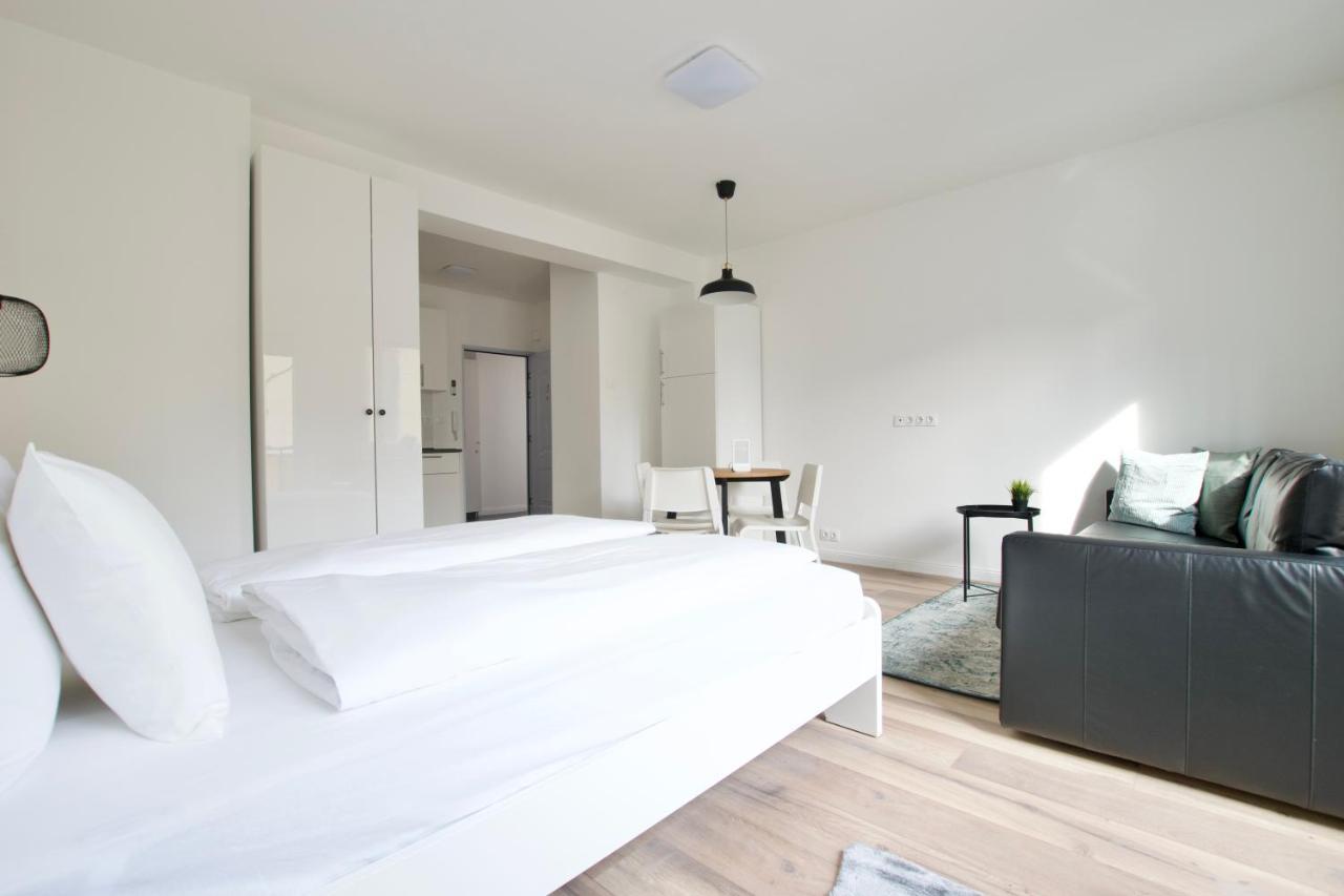 Standard Apartment By Hi5 - Dessewffy 37 Suites Budapest Luaran gambar