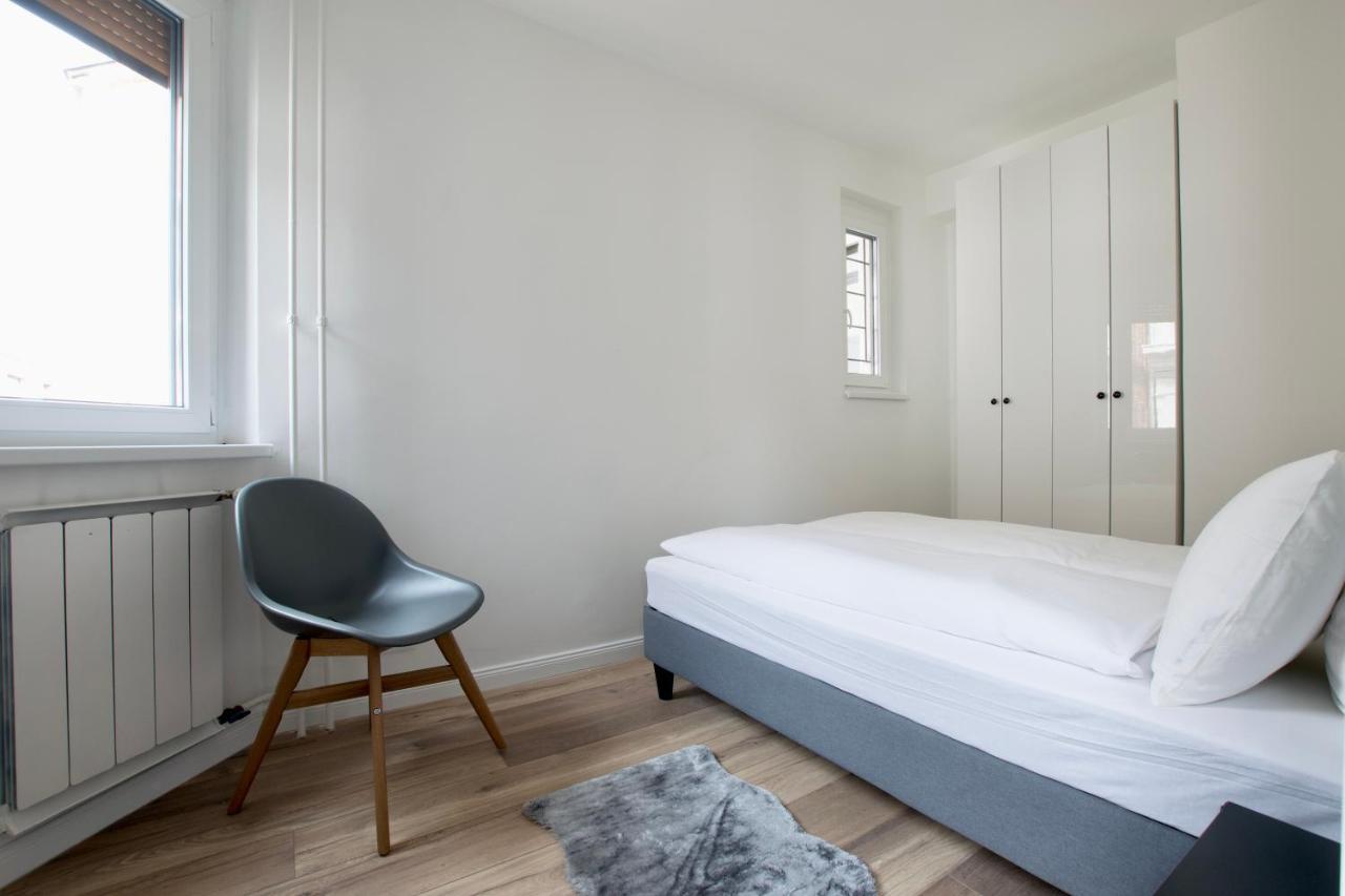 Standard Apartment By Hi5 - Dessewffy 37 Suites Budapest Luaran gambar