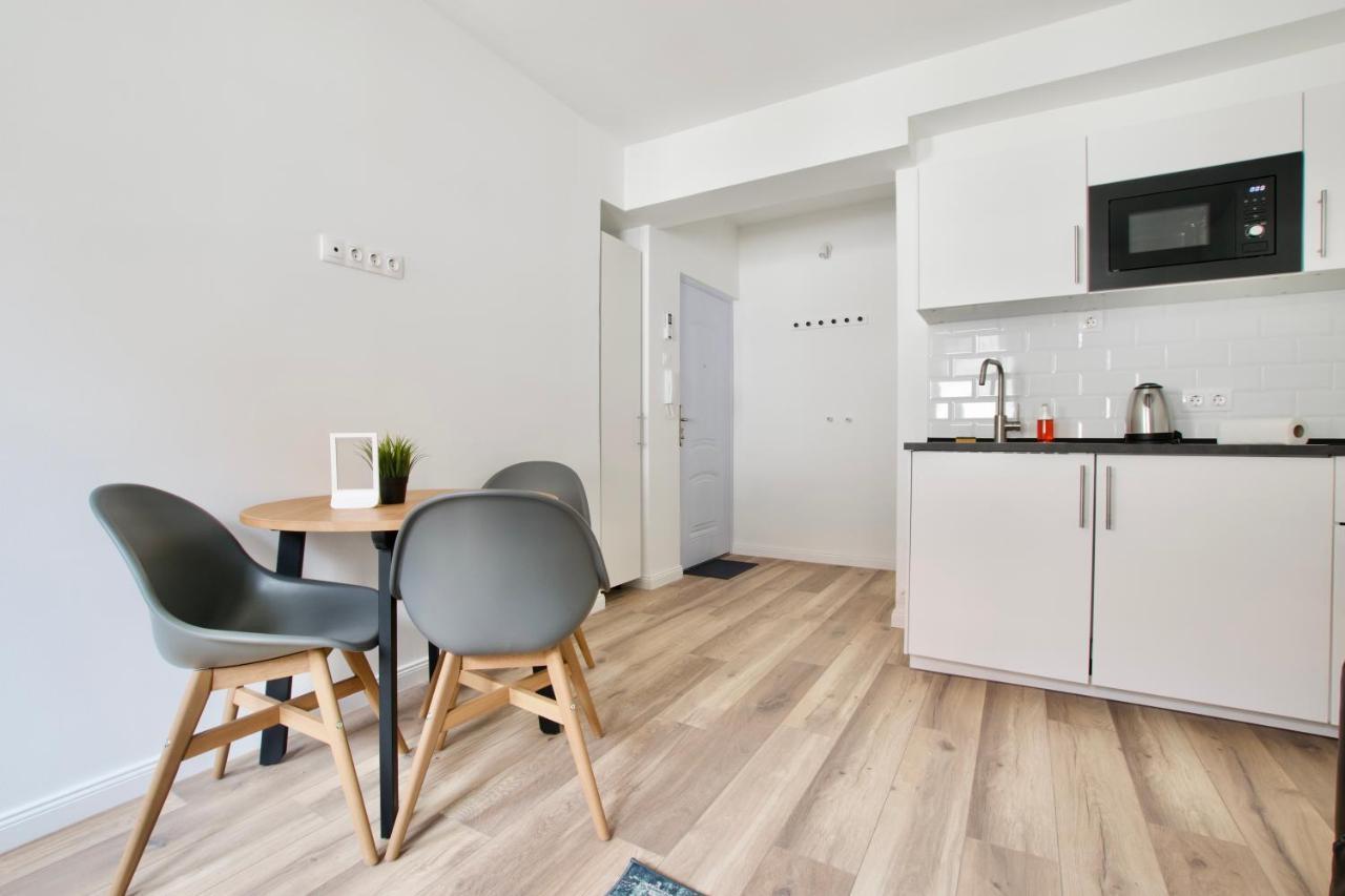 Standard Apartment By Hi5 - Dessewffy 37 Suites Budapest Luaran gambar